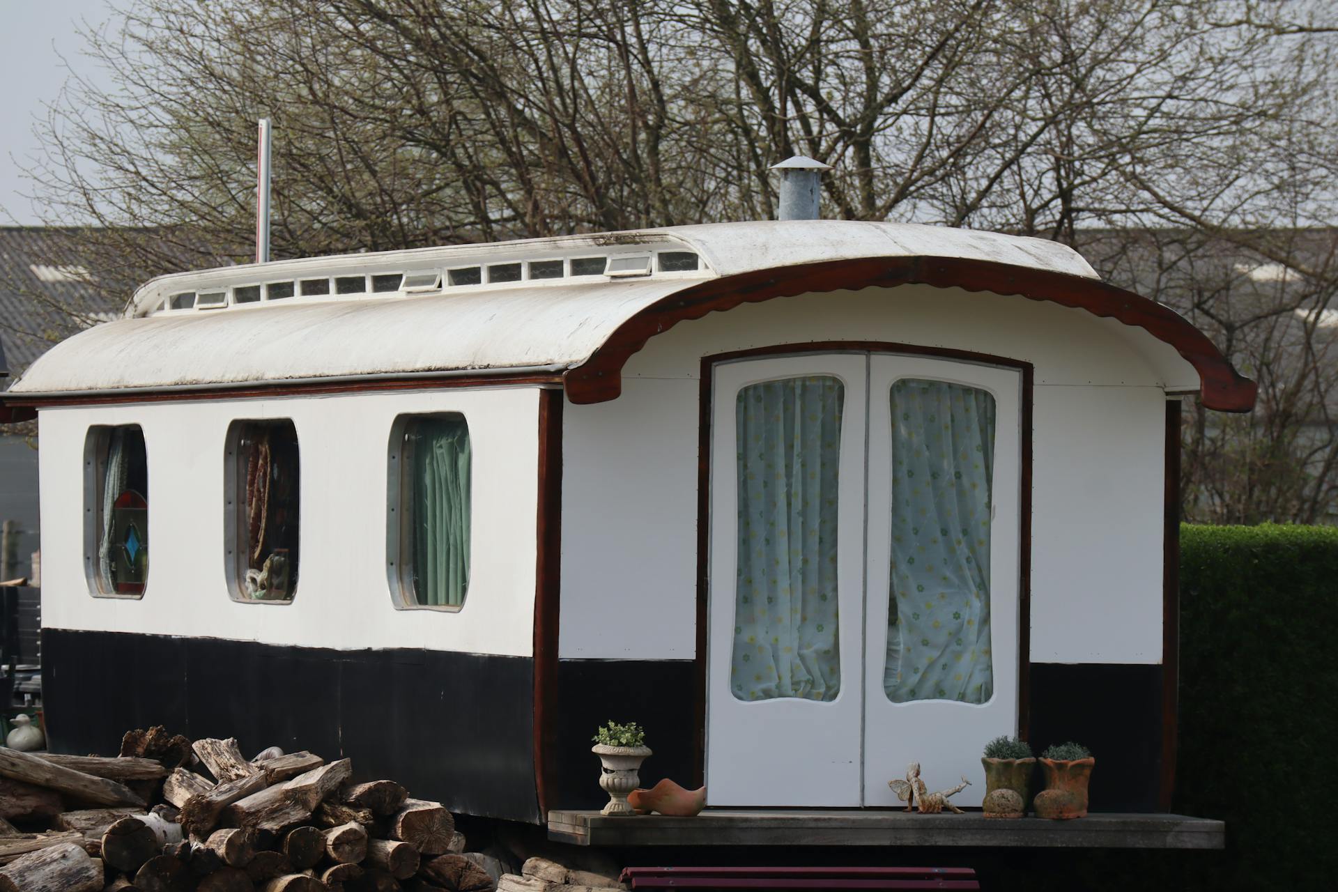 exterior of a modular home